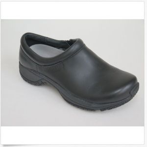 Merrell NIB Encore Moc Pro